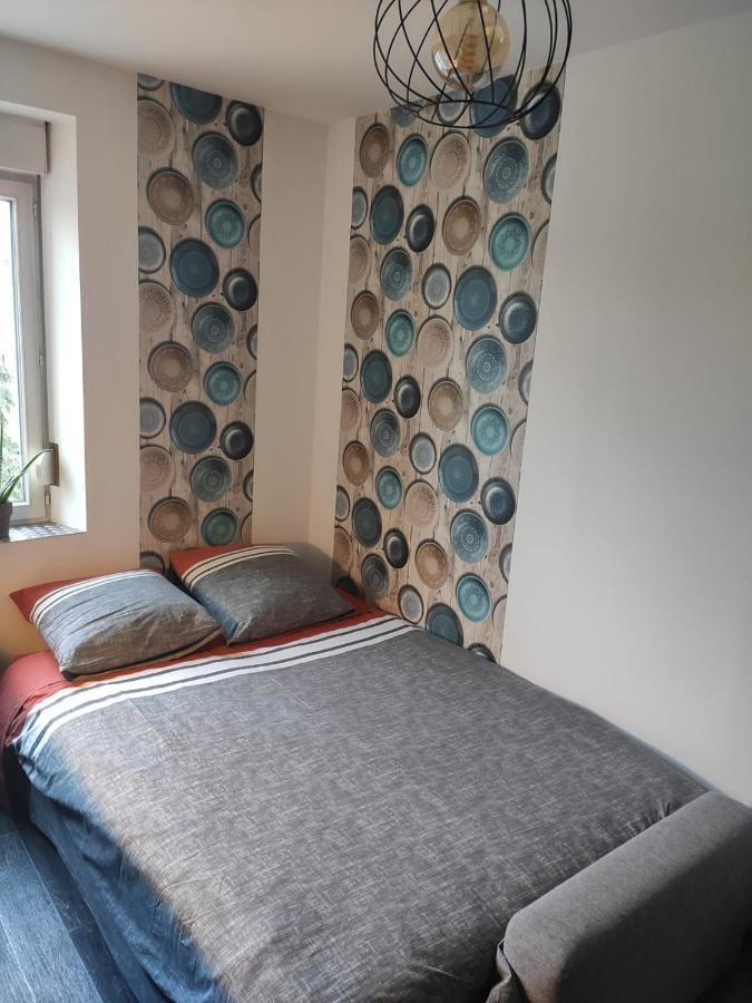 Appartement Cosy Centre-Ville Wifi Parking Charleville-Mézières Kültér fotó